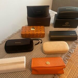 * Sunglass 🕶️ Eyeglass 👓 Case